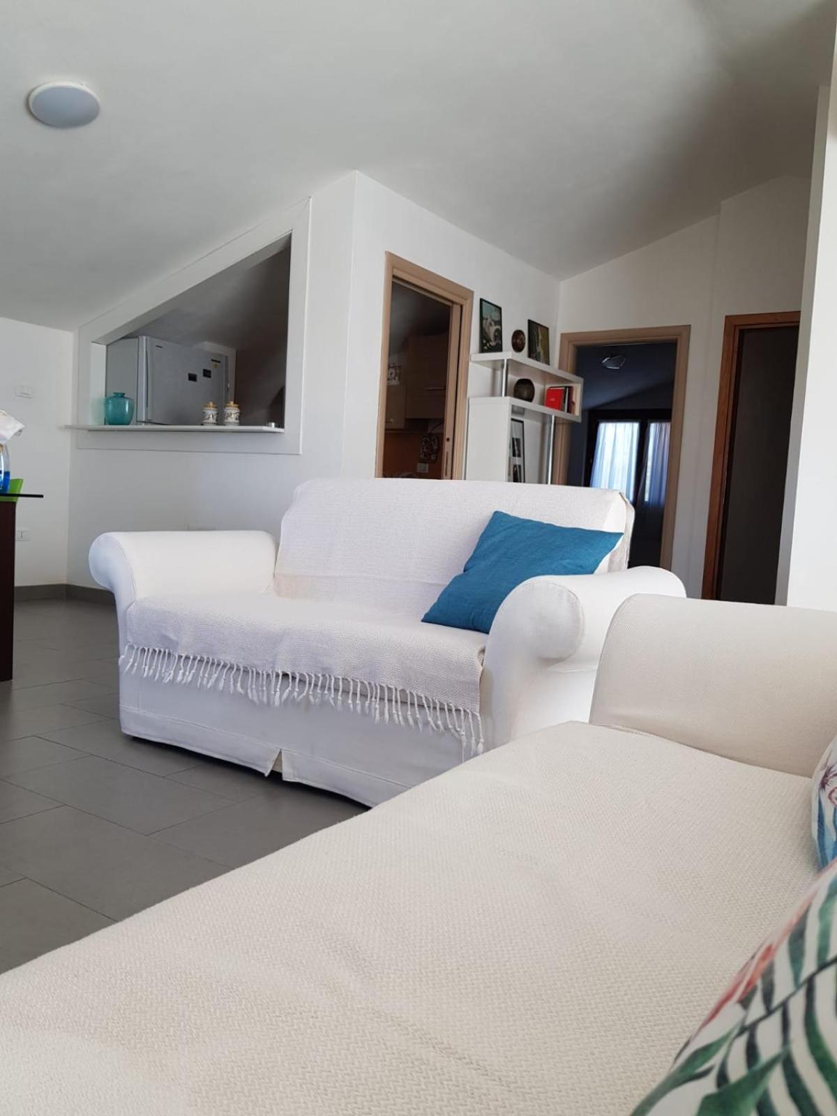 Villa Del Mar Country Loft ซัสซารี ภายนอก รูปภาพ